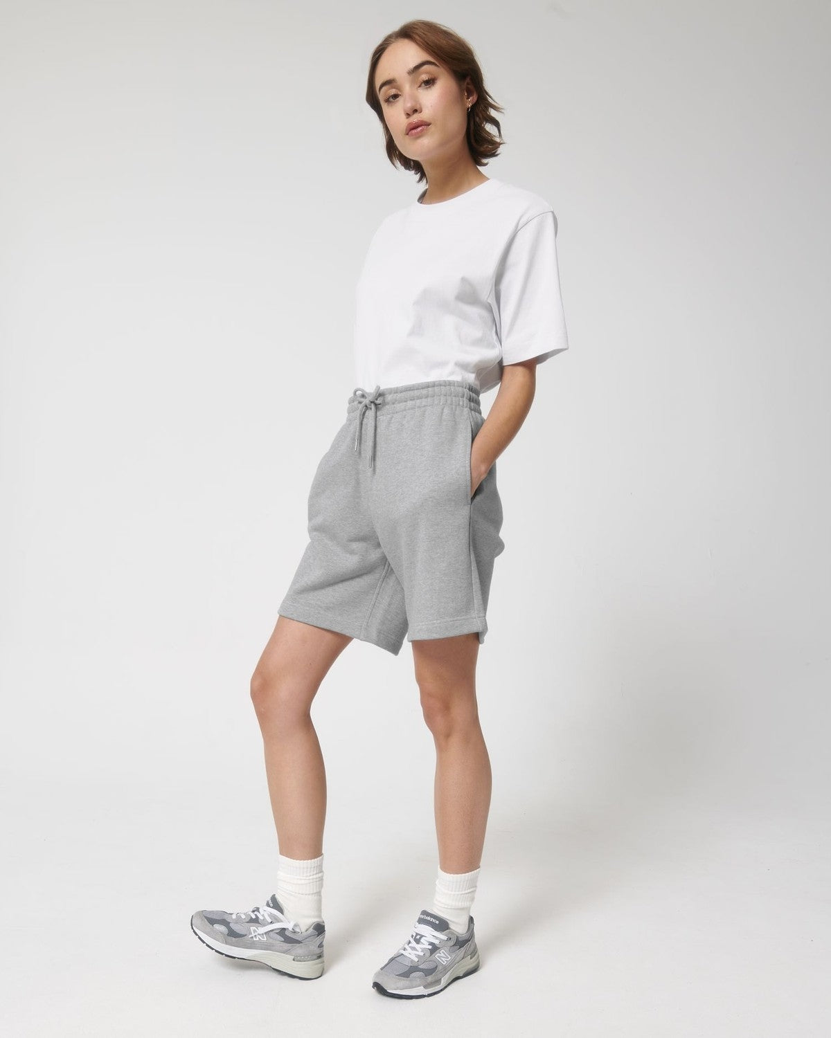 STBU944_C250_Front_Main_Studio_5.jpg