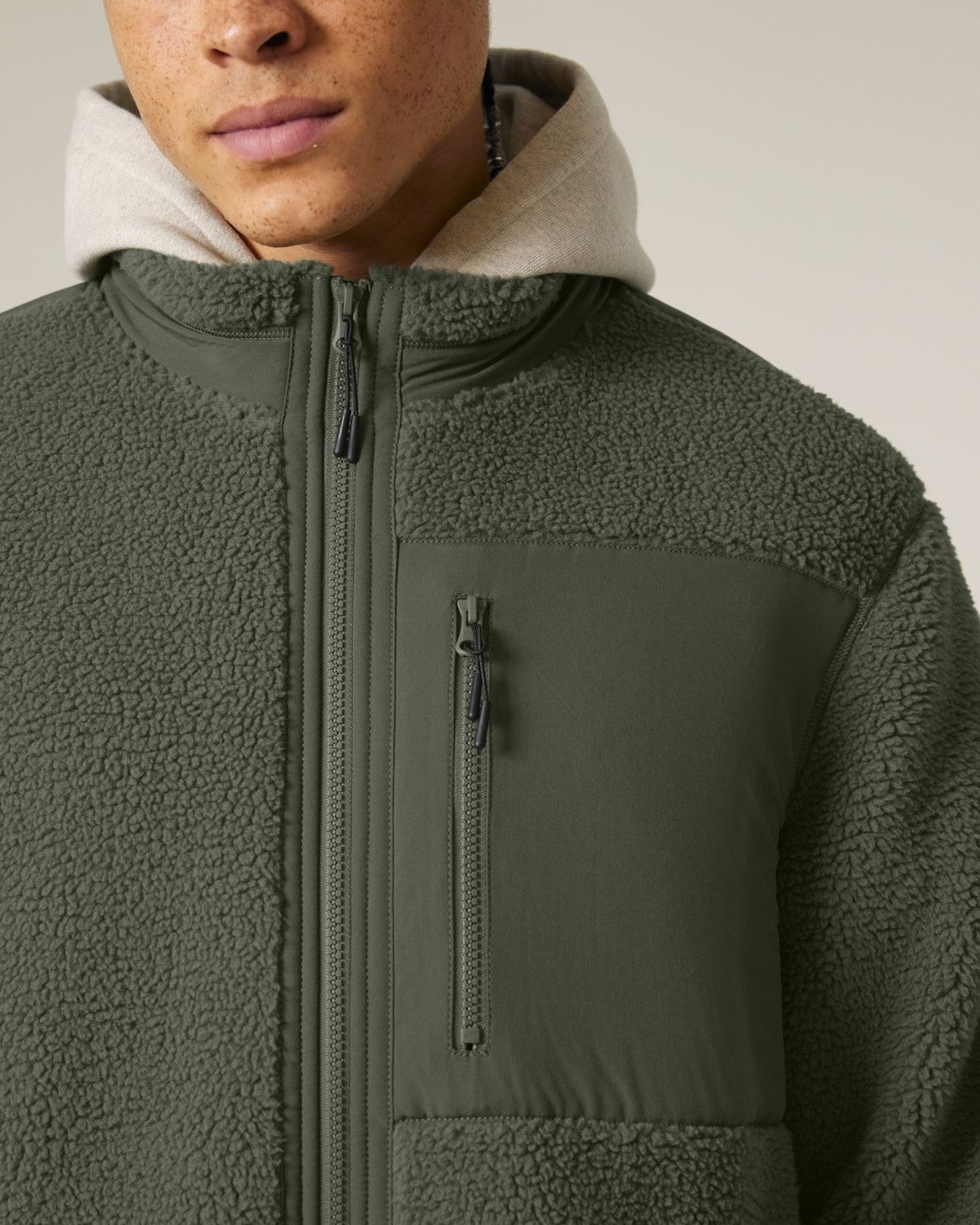 STJU248_C223_Front_Detail_Studio_0.jpg