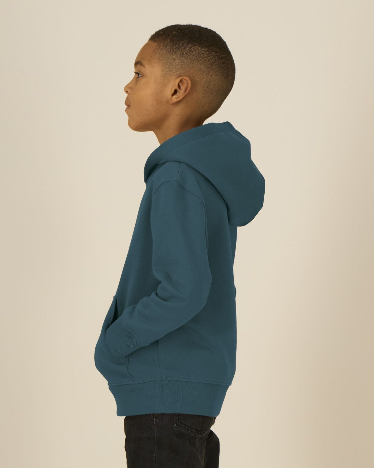 STSK180_C702_Front_Main_Studio_3.jpg