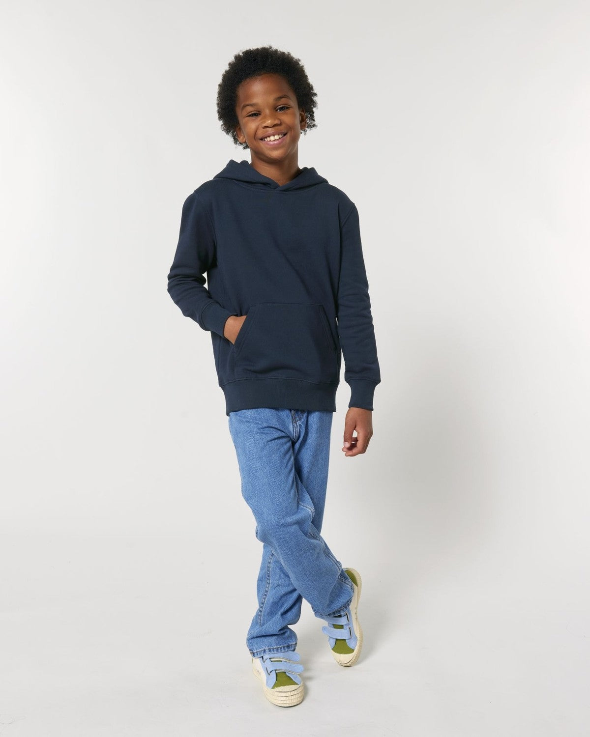 STSK180_C727_Front_Main_Studio_0.jpg