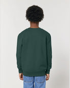STSK181_C036_Back_Main_Studio_0.jpg