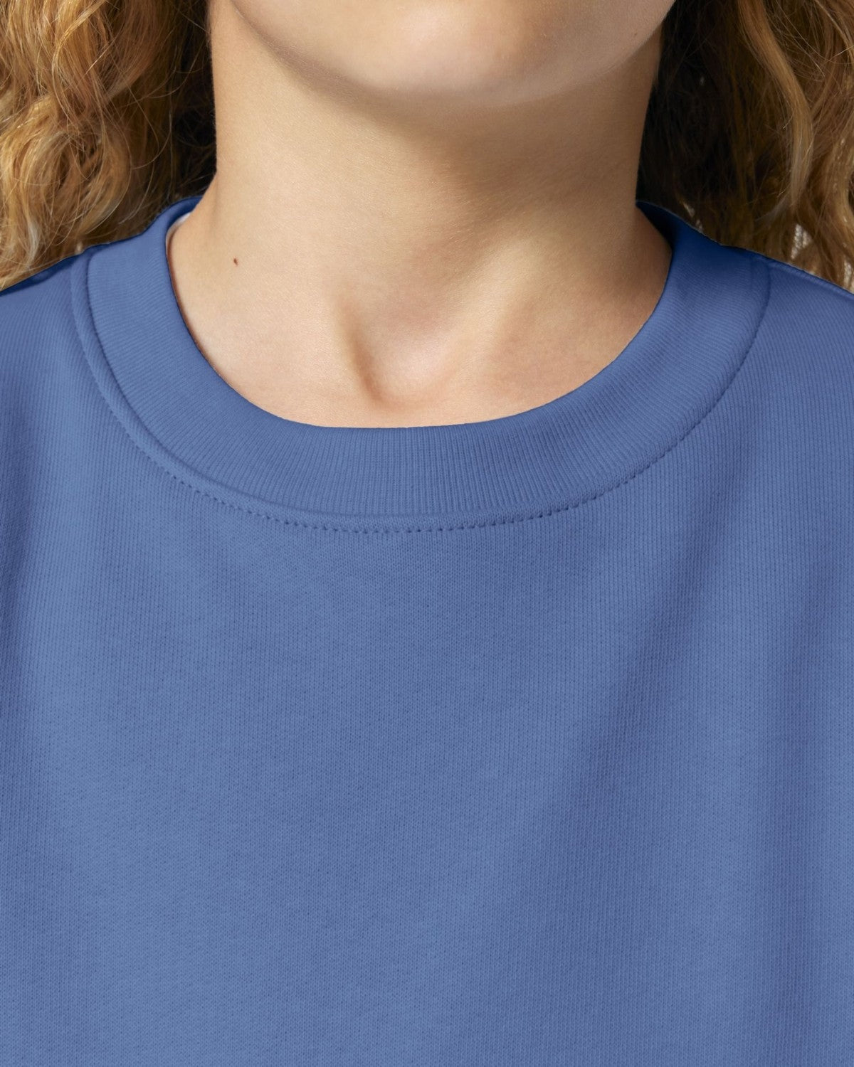 STSK181_C053_Front_Detail_Studio_5.jpg