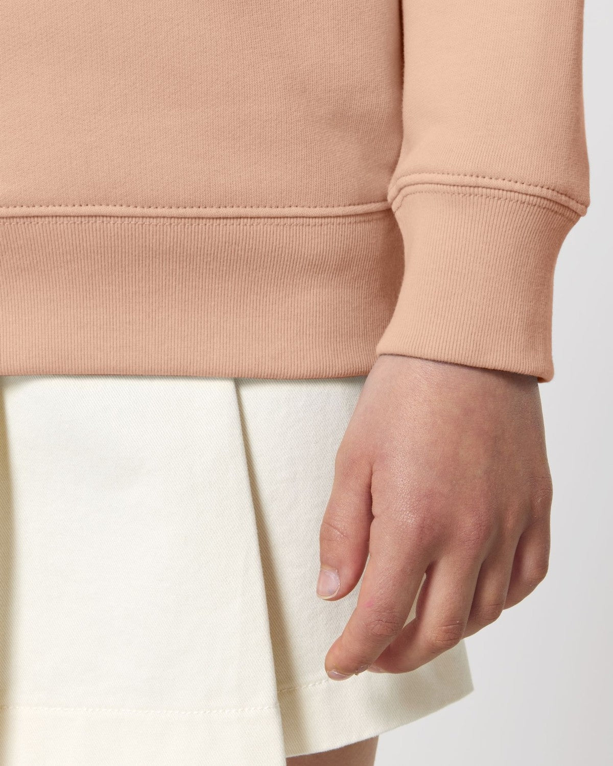 STSK181_C101_Front_Detail_Studio_6.jpg