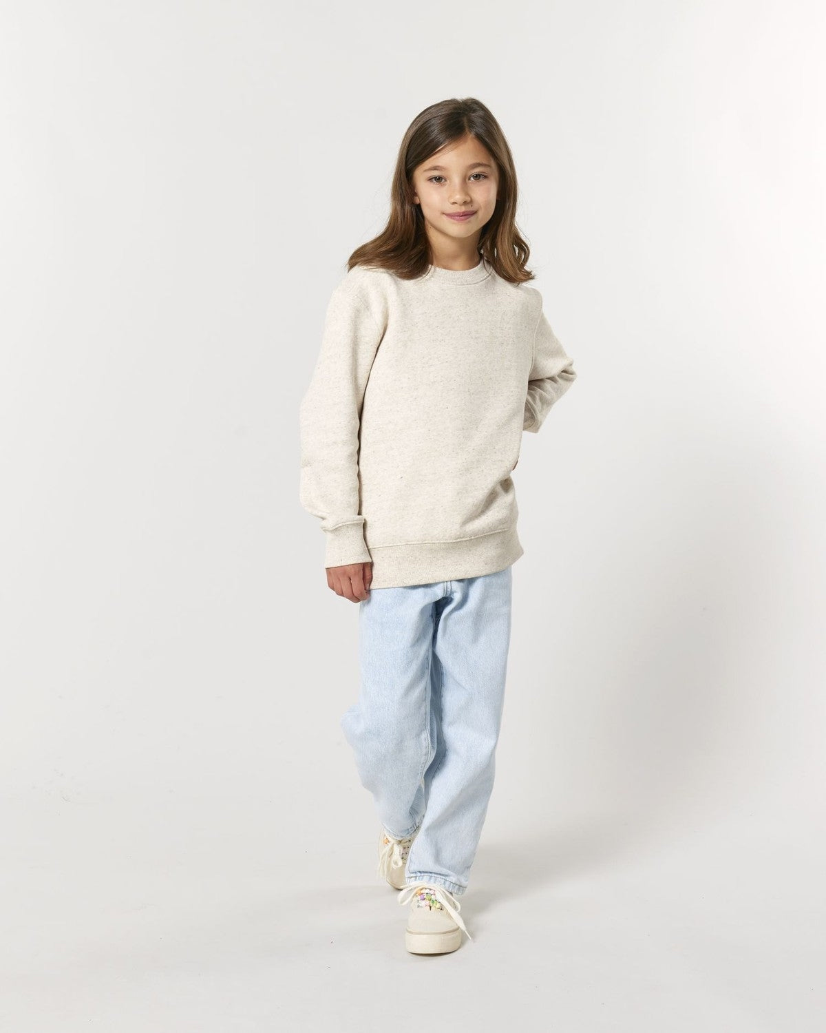 STSK181_C147_Front_Main_Studio_5.jpg