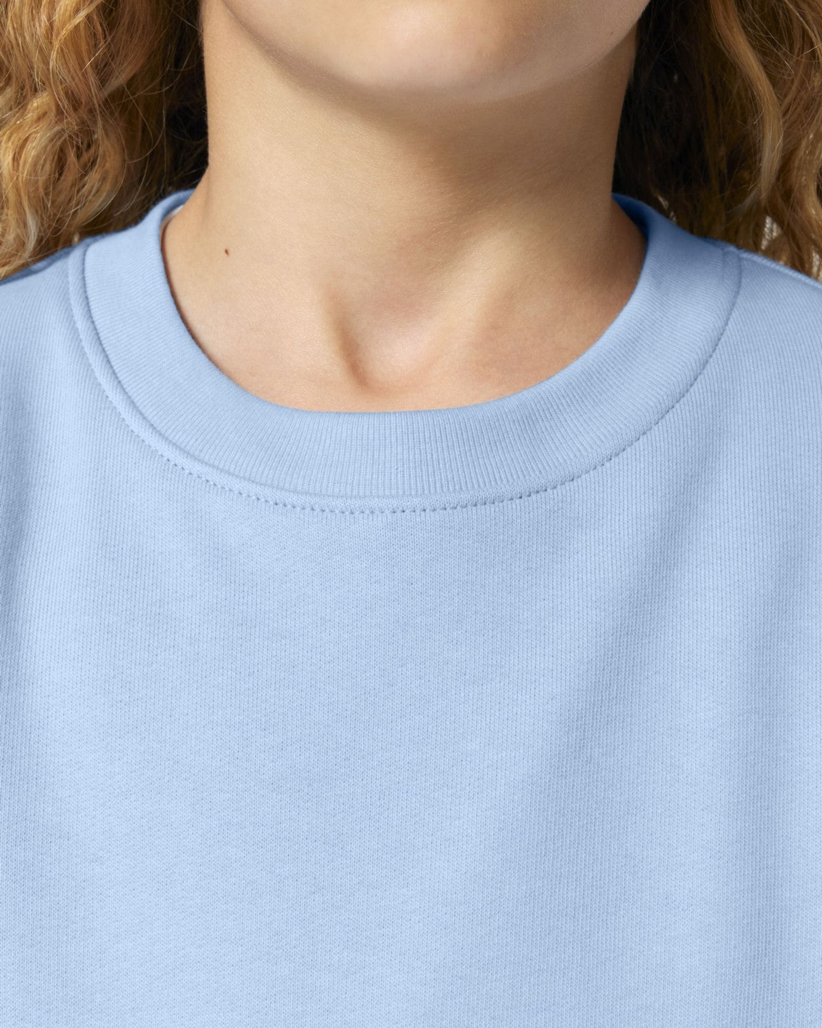 STSK181_C149_Front_Detail_Studio_5.jpg