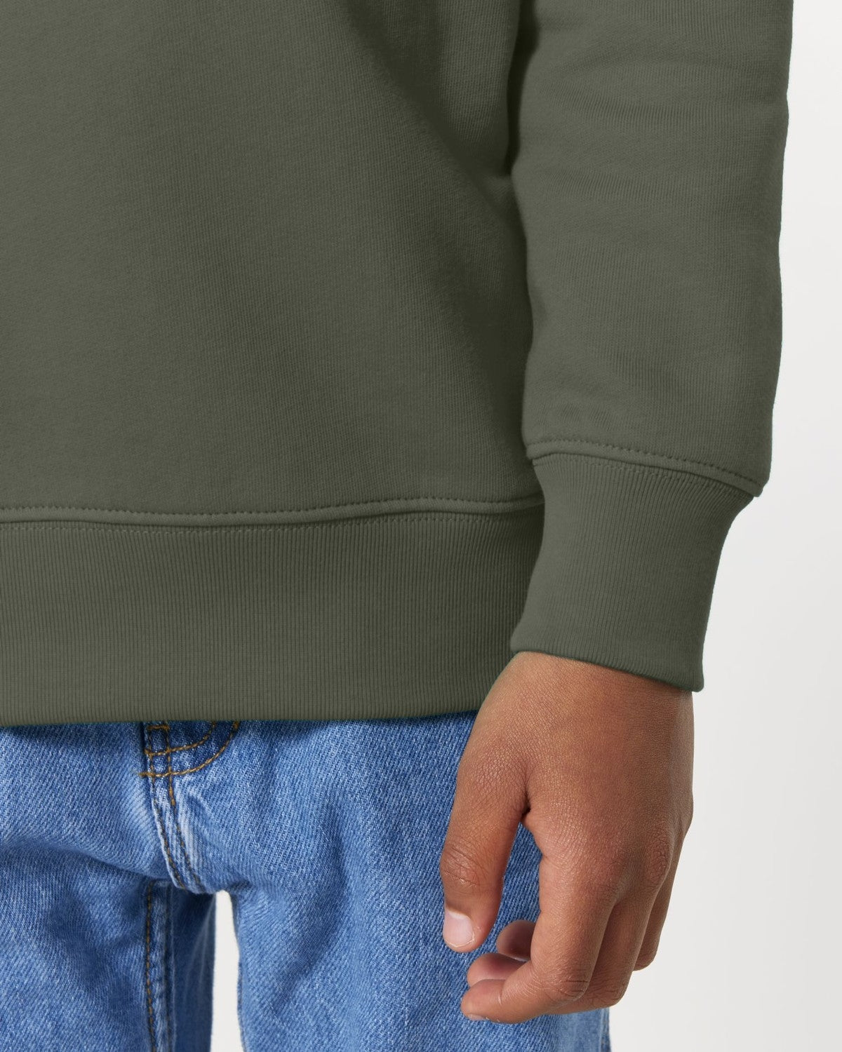 STSK181_C223_Front_Detail_Studio_1.jpg