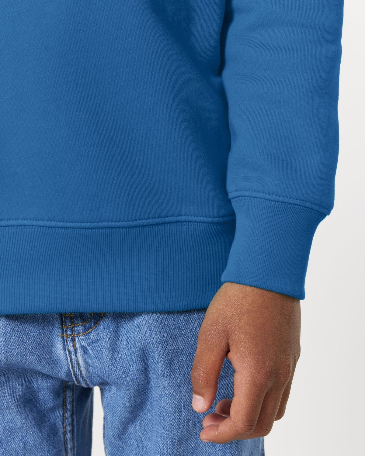 STSK181_C230_Front_Detail_Studio_1.jpg