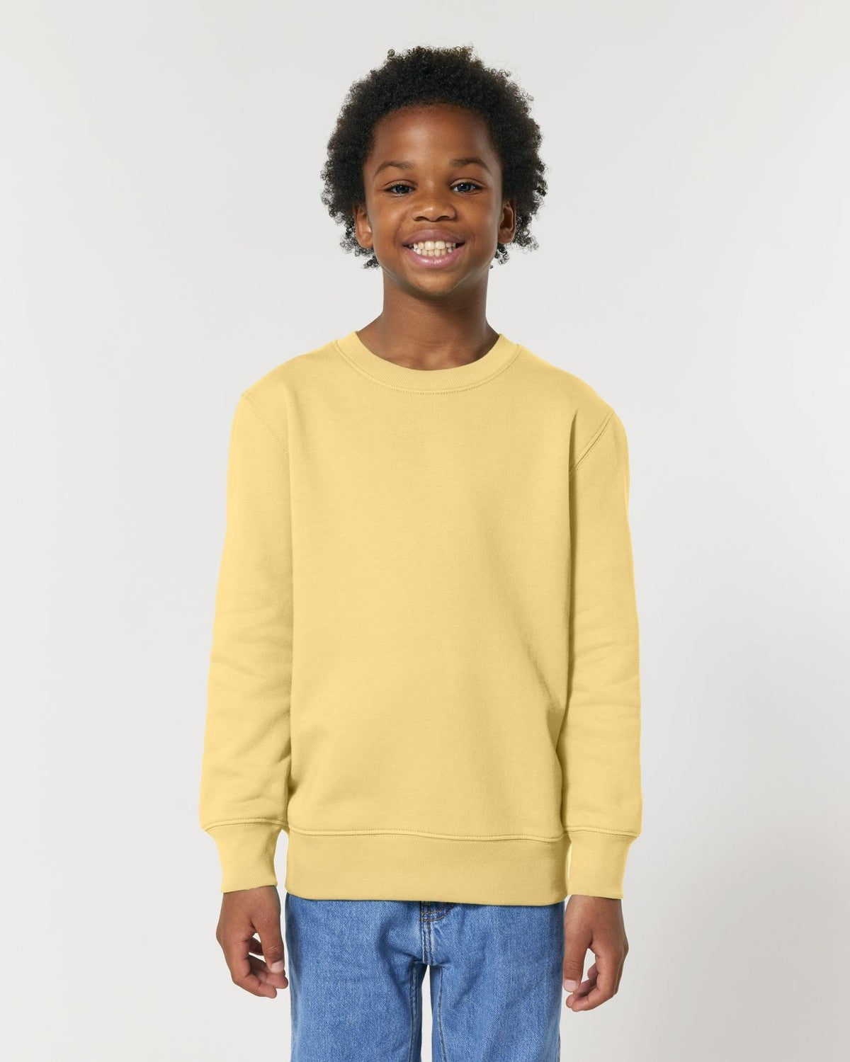 STSK181_C356_Front_Main_Studio_1.jpg