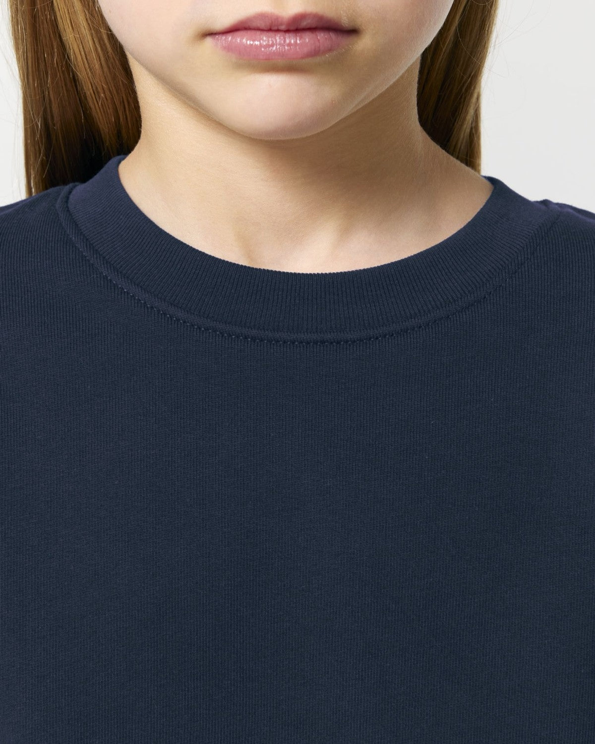 STSK181_C727_Front_Detail_Studio_5.jpg