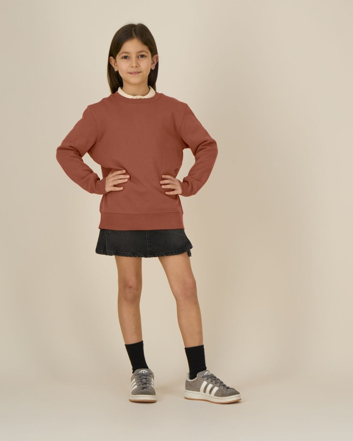 STSK181_C730_Front_Main_Studio_5.jpg