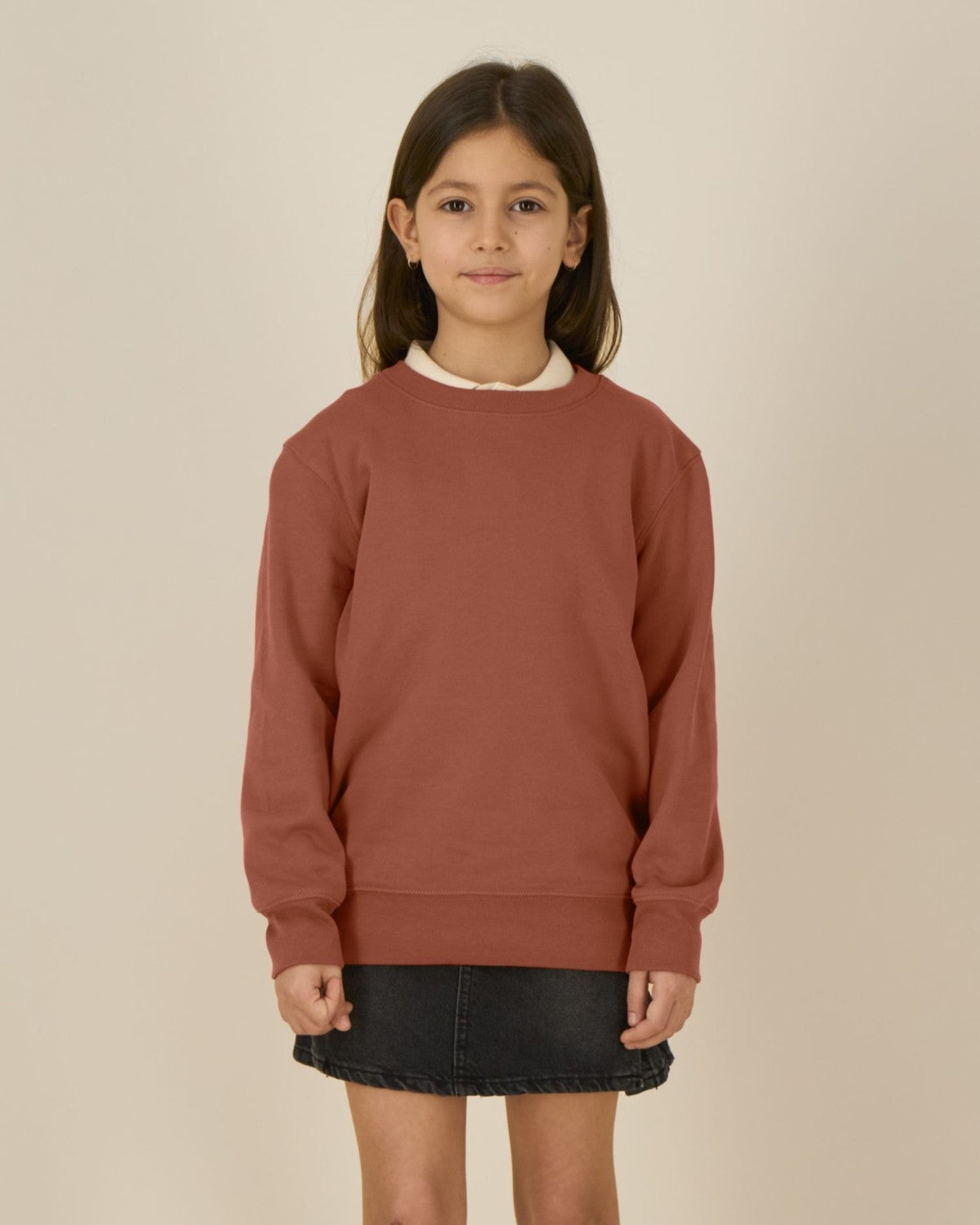 STSK181_C730_Front_Main_Studio_6.jpg