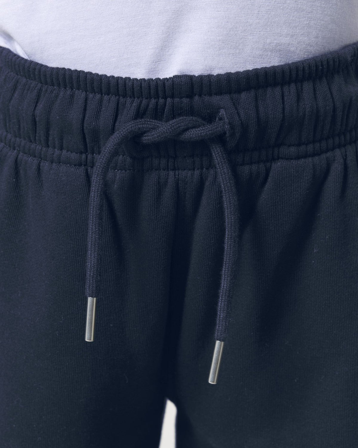 STSK183_C727_Front_Detail_Studio_5.jpg