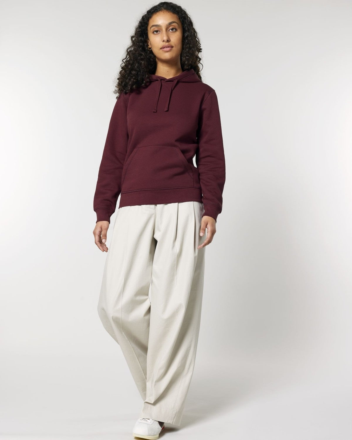 STSU168_C244_Front_Main_Studio_5.jpg