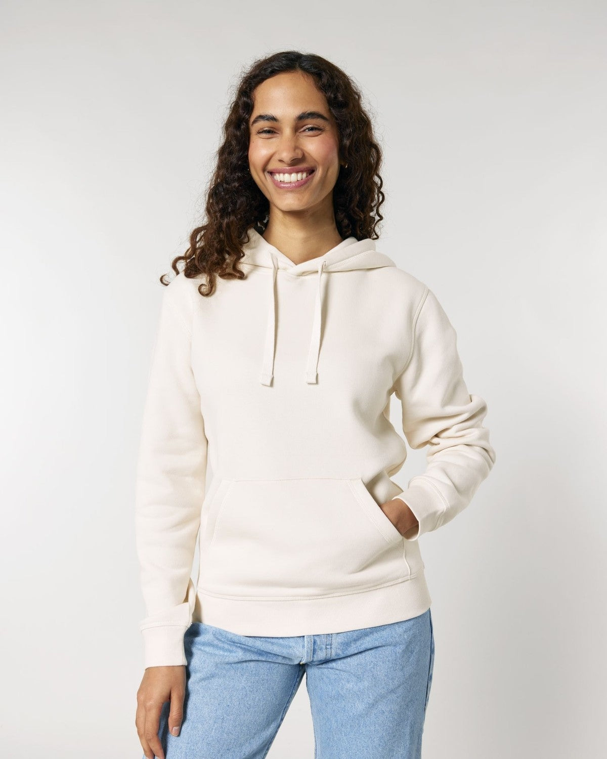 STSU168_C504_Front_Main_Studio_5.jpg