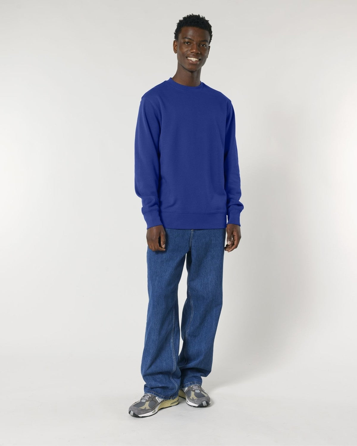 STSU178_C088_Front_Main_Studio_0.jpg