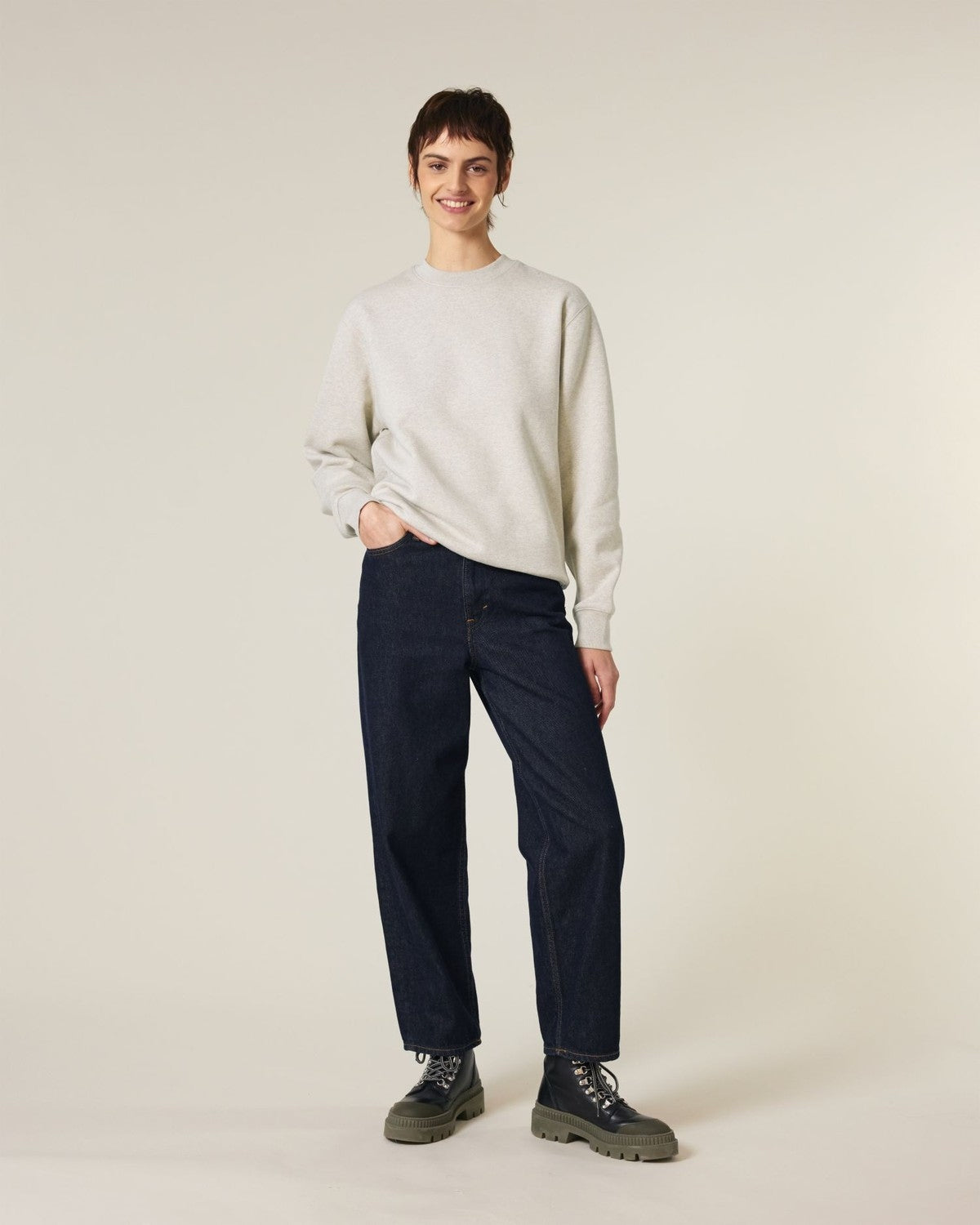 STSU178_C731_Front_Main_Studio_5.jpg