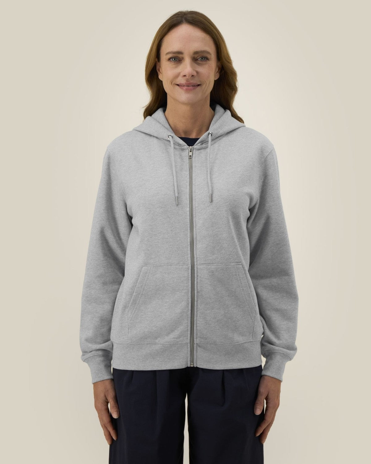 STSU179_C250_Front_Businesswear_Studio_6.jpg