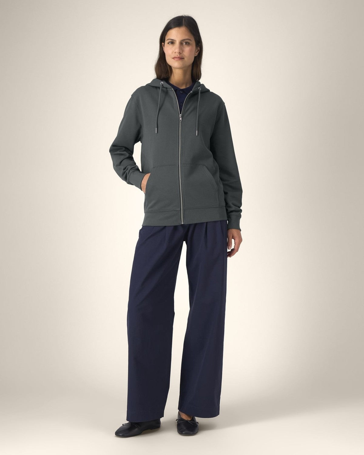 STSU179_C253_Front_Businesswear_Studio_5.jpg