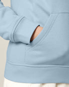 STSU205_C232_Front_Detail_Studio_1.jpg