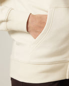 STSU207_C054_Front_Detail_Studio_1.jpg