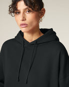 STSW213_C002_Front_Detail_Studio_3.jpg