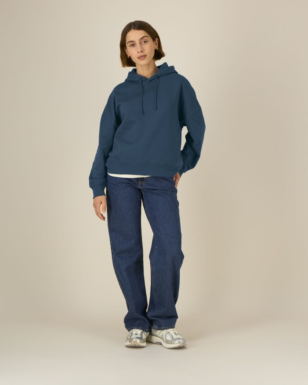 STSW213_C136_Front_Main_Studio_5.jpg