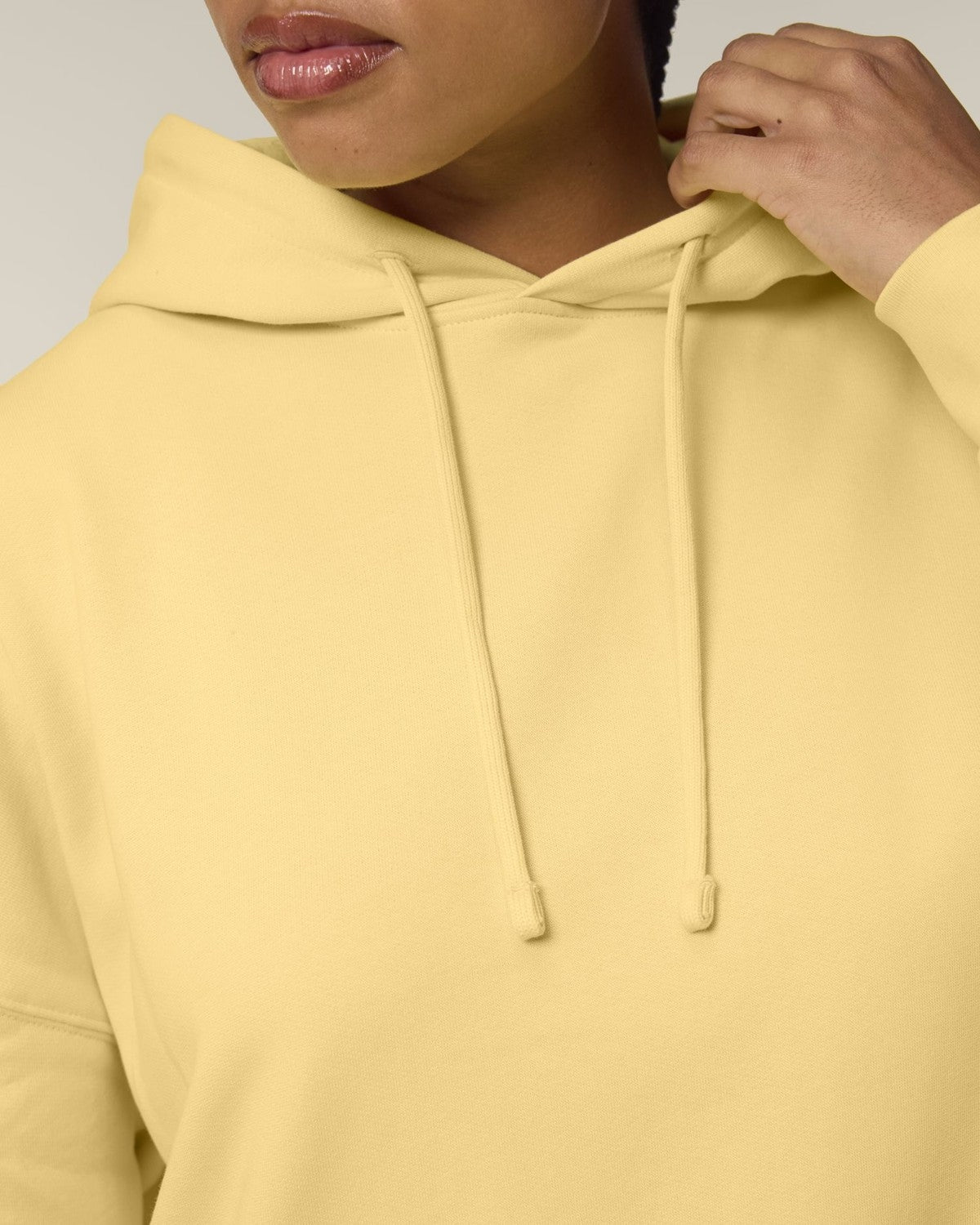 STSW213_C356_Front_Detail_Studio_1.jpg