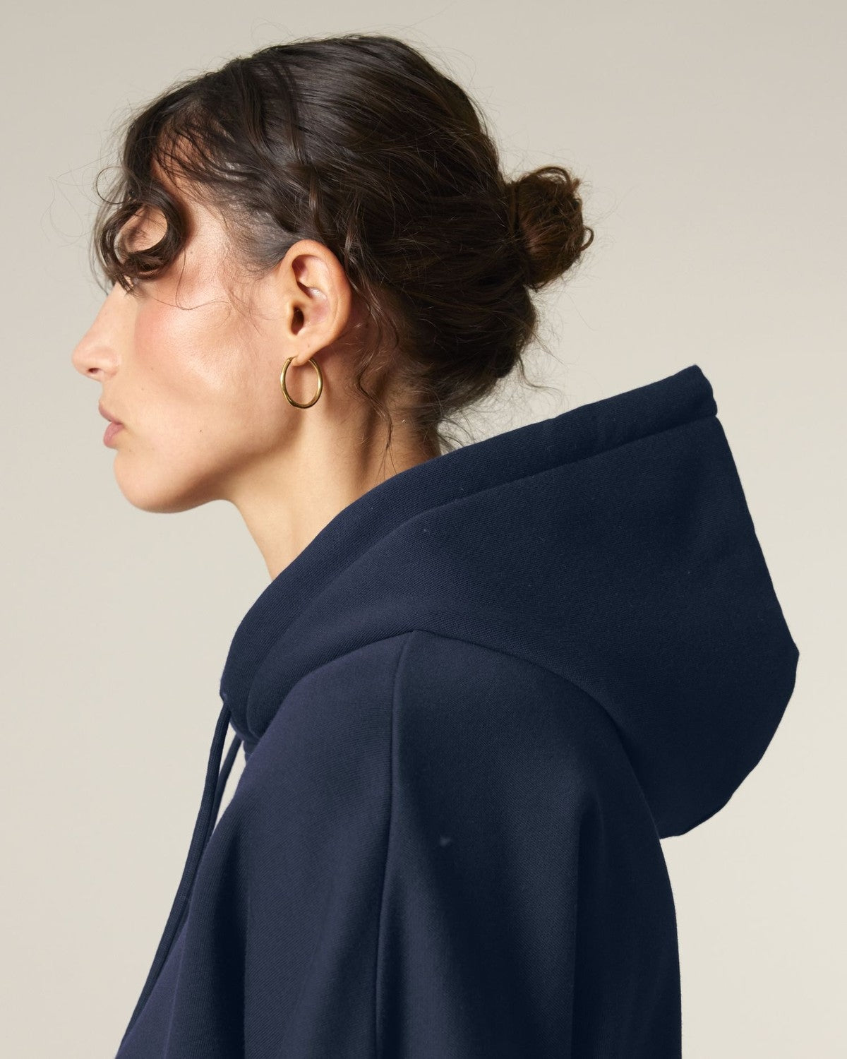 STSW213_C727_Front_Detail_Studio_3.jpg
