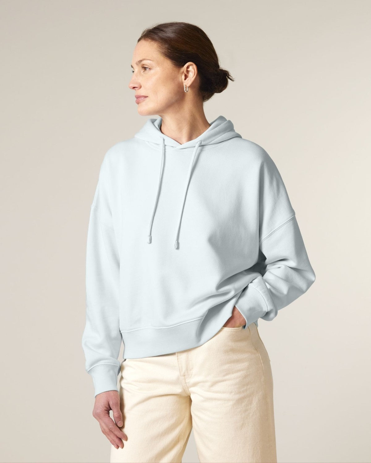 STSW213_C728_Front_Main_Studio_5.jpg