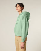 STSW213_C735_Front_Main_Studio_5.jpg
