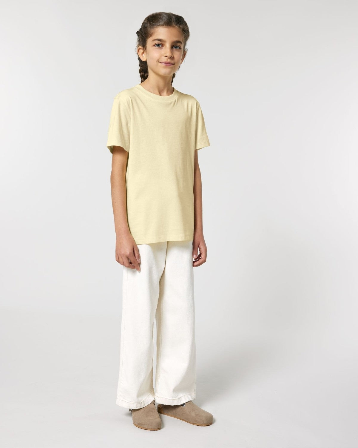 STTK184_C078_Front_Main_Studio_5.jpg