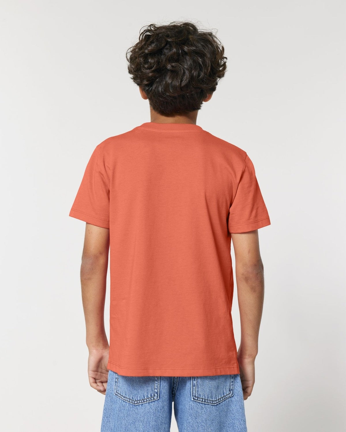 STTK184_C143_Back_Main_Studio_0.jpg