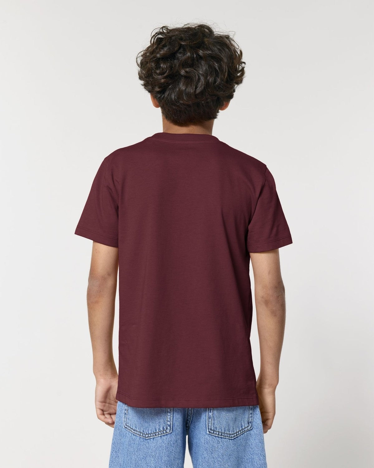 STTK184_C244_Back_Main_Studio_0.jpg