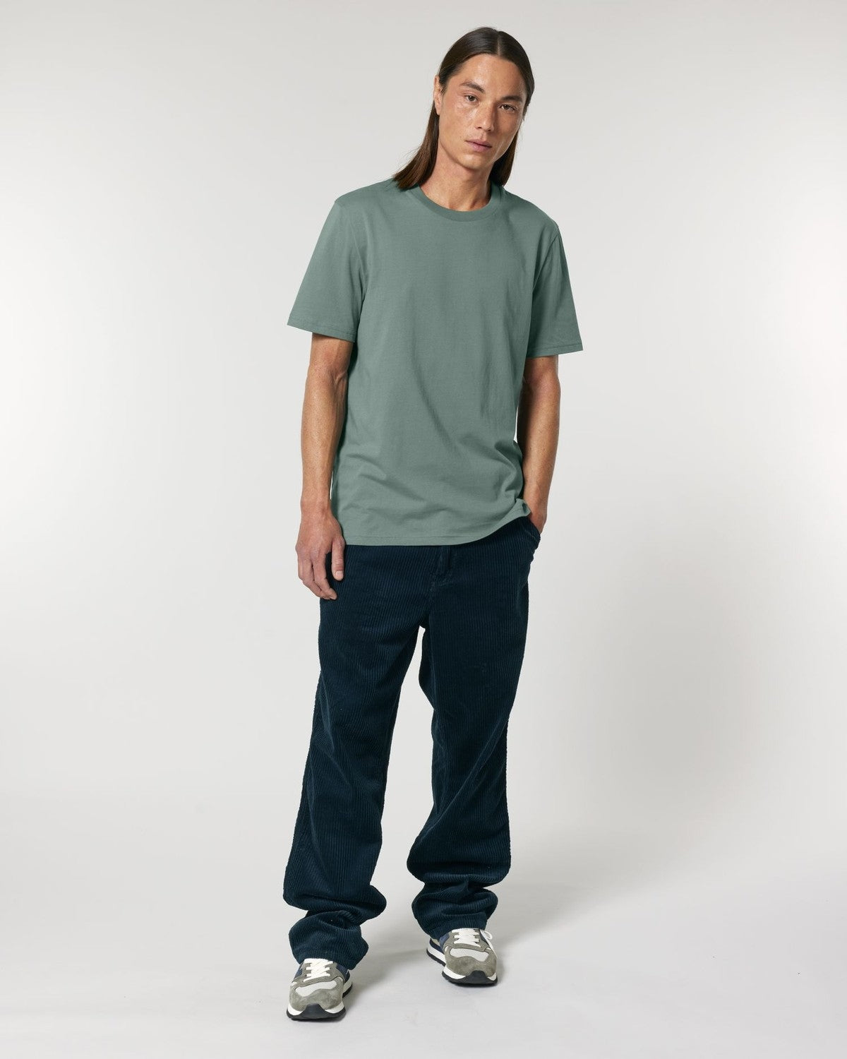 STTU169_C144_Front_Main_Studio_0.jpg