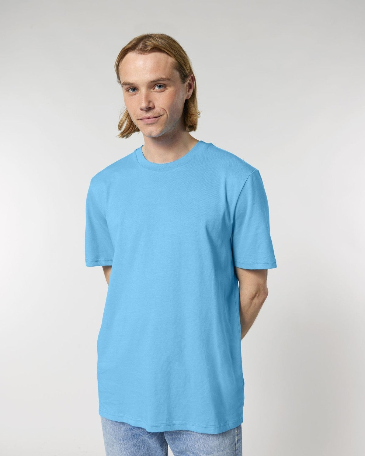 STTU169_C145_Front_Main_Studio_0.jpg