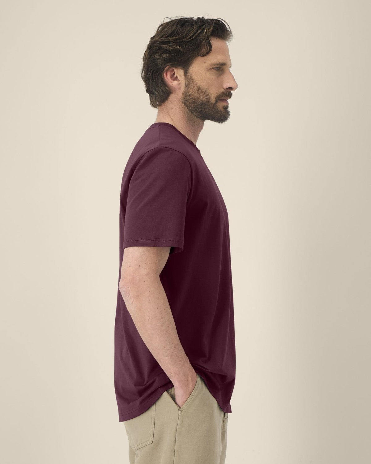 STTU169_C151_Front_Main_Studio_4.jpg