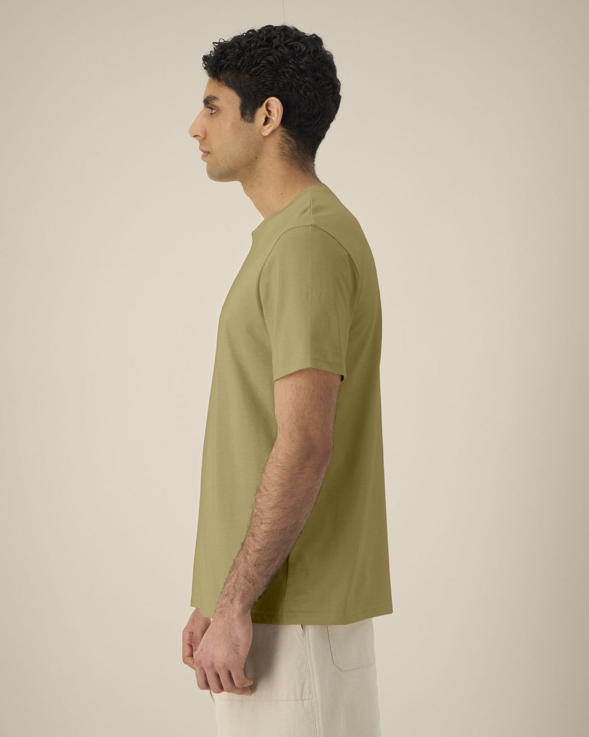 STTU169_C153_Front_Main_Studio_3.jpg