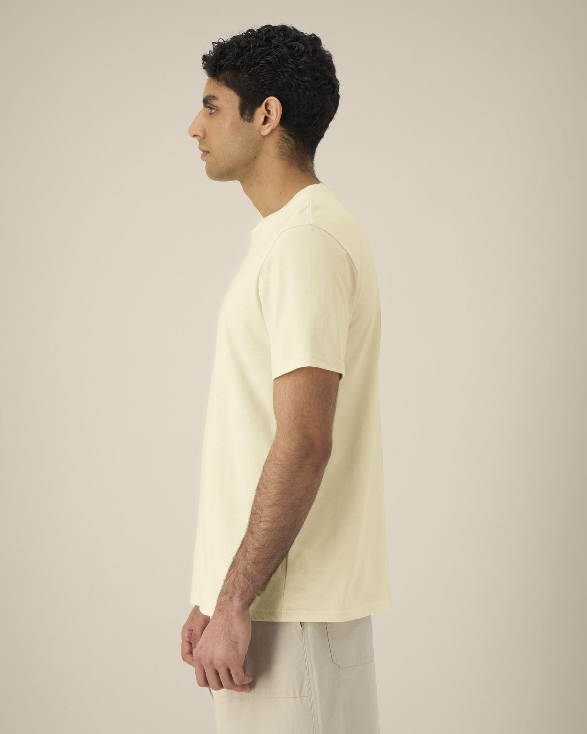 STTU169_C155_Front_Main_Studio_3.jpg