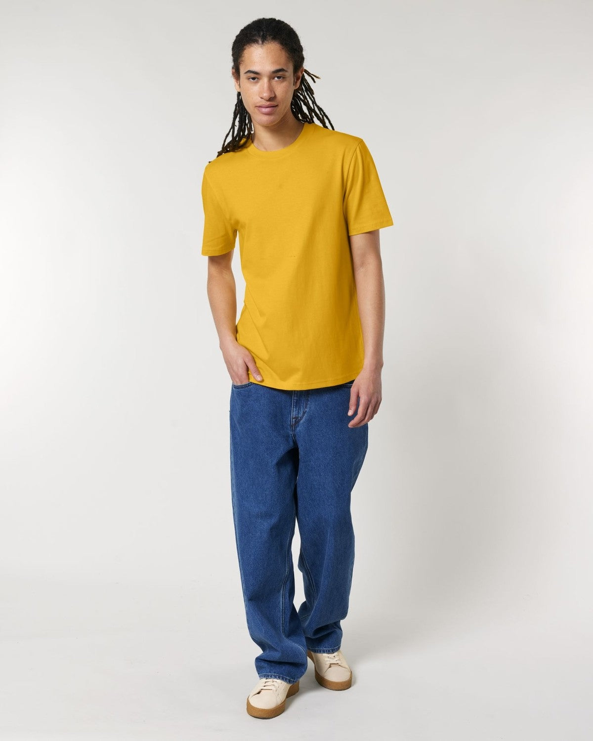 STTU169_C204_Front_Main_Studio_0.jpg