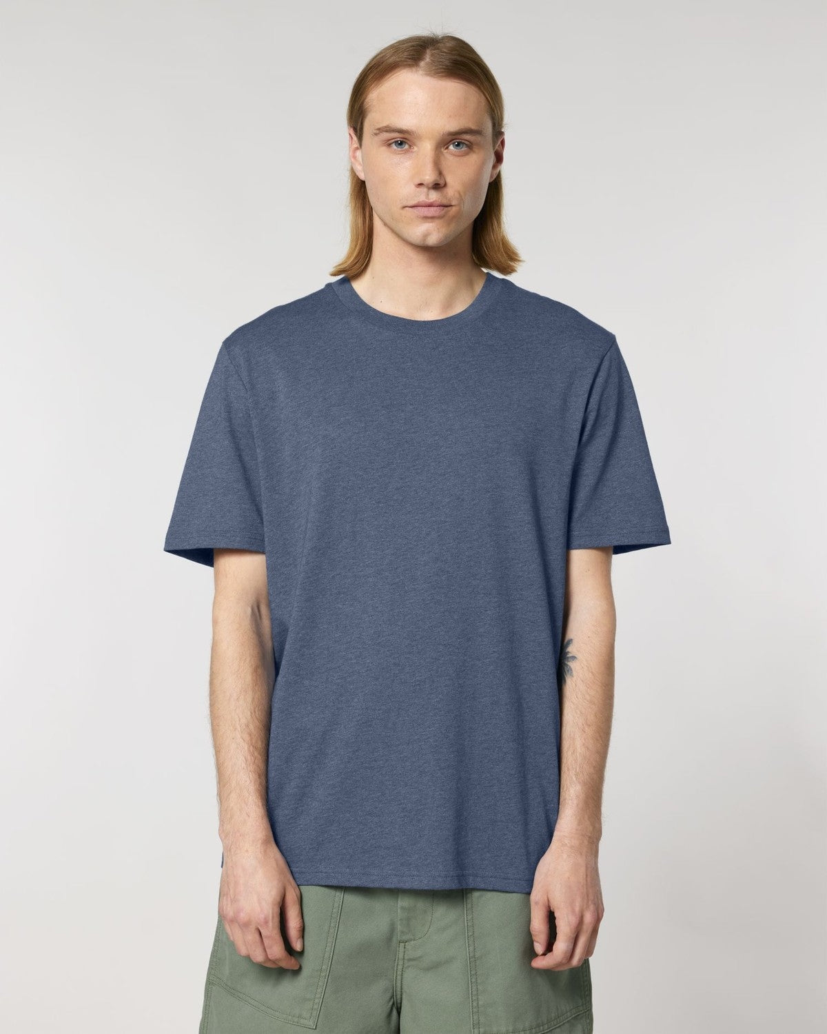STTU169_C652_Front_Main_Studio_1.jpg