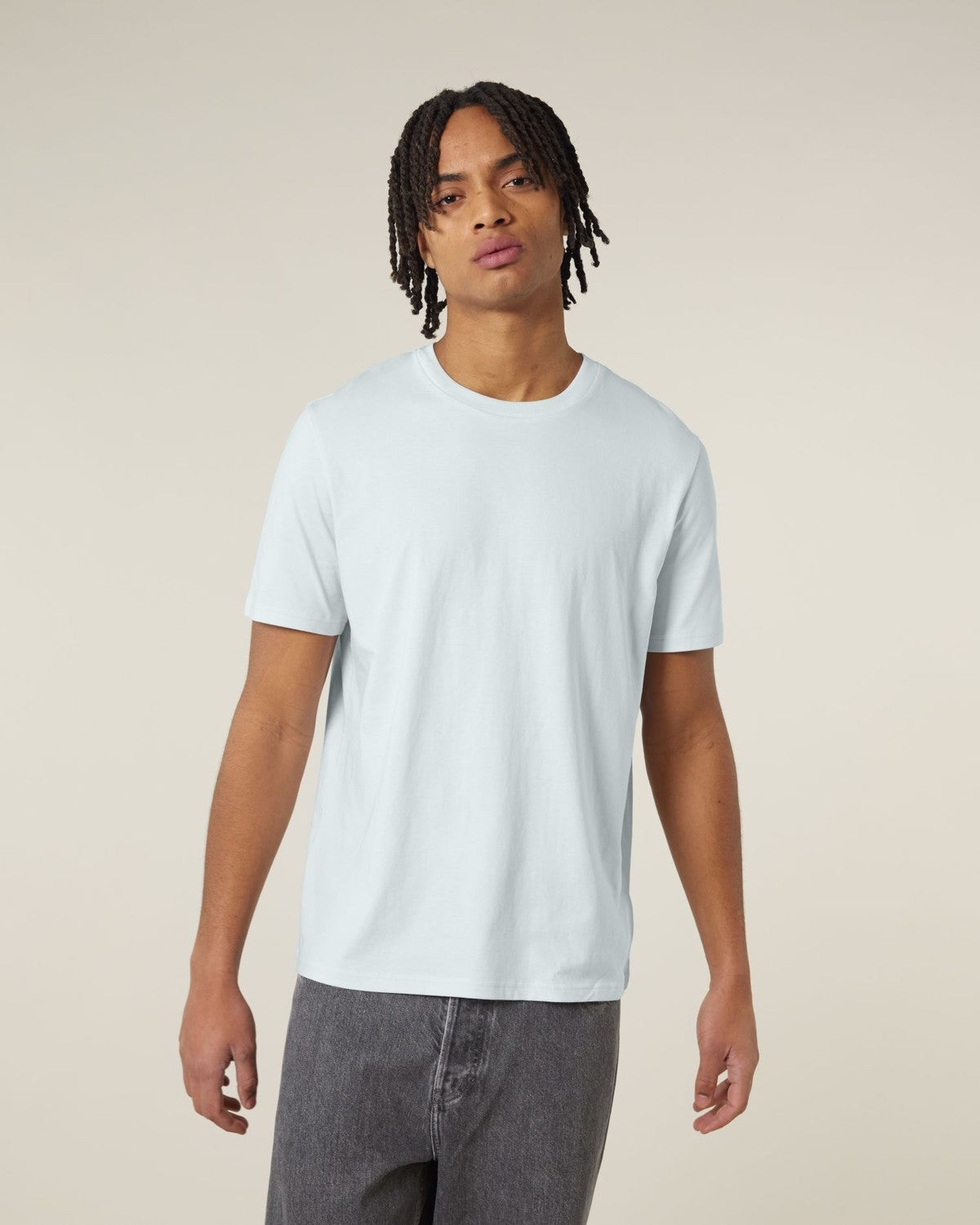 STTU169_C728_Front_Main_Studio_0.jpg