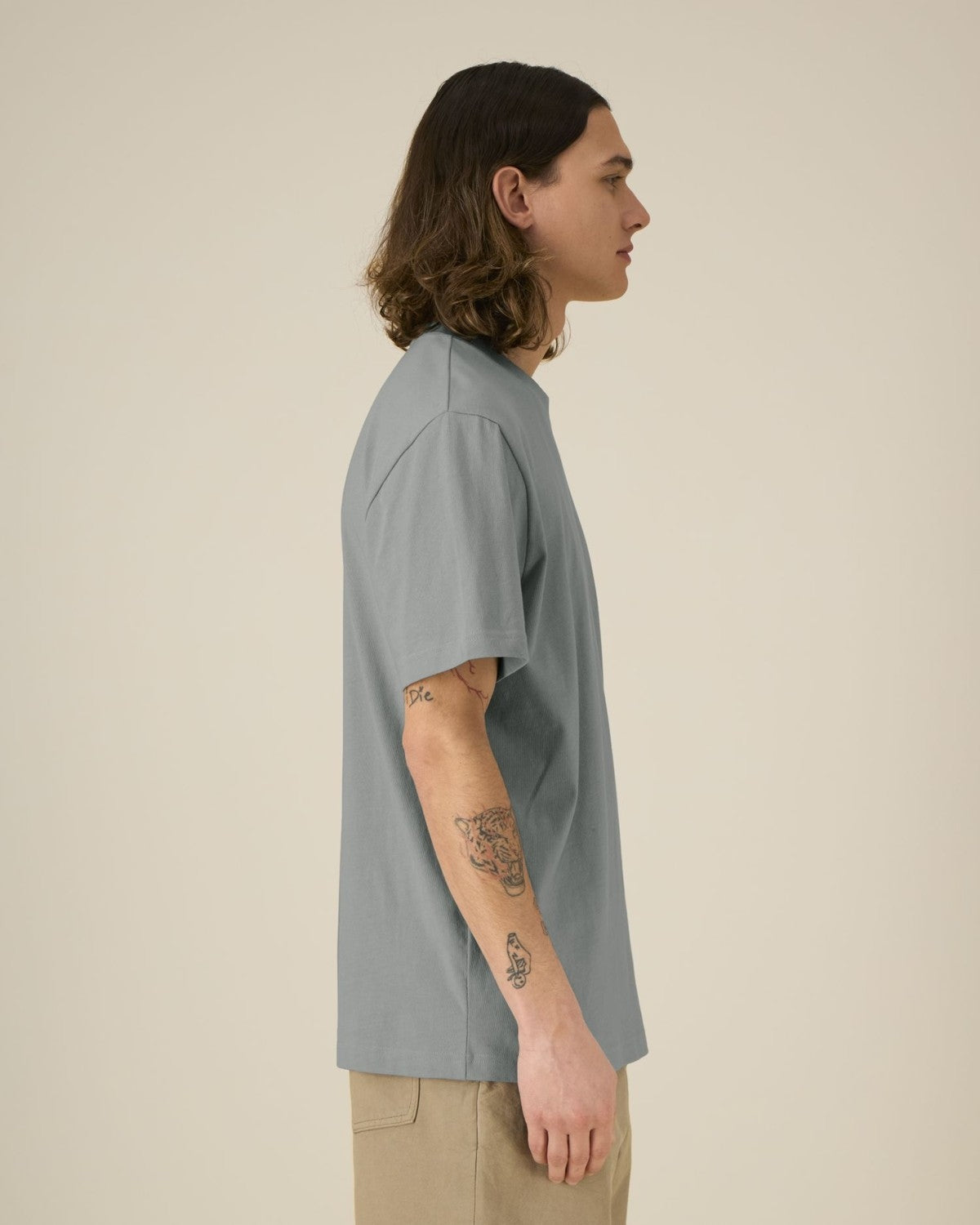 STTU171_C138_Front_Main_Studio_4.jpg