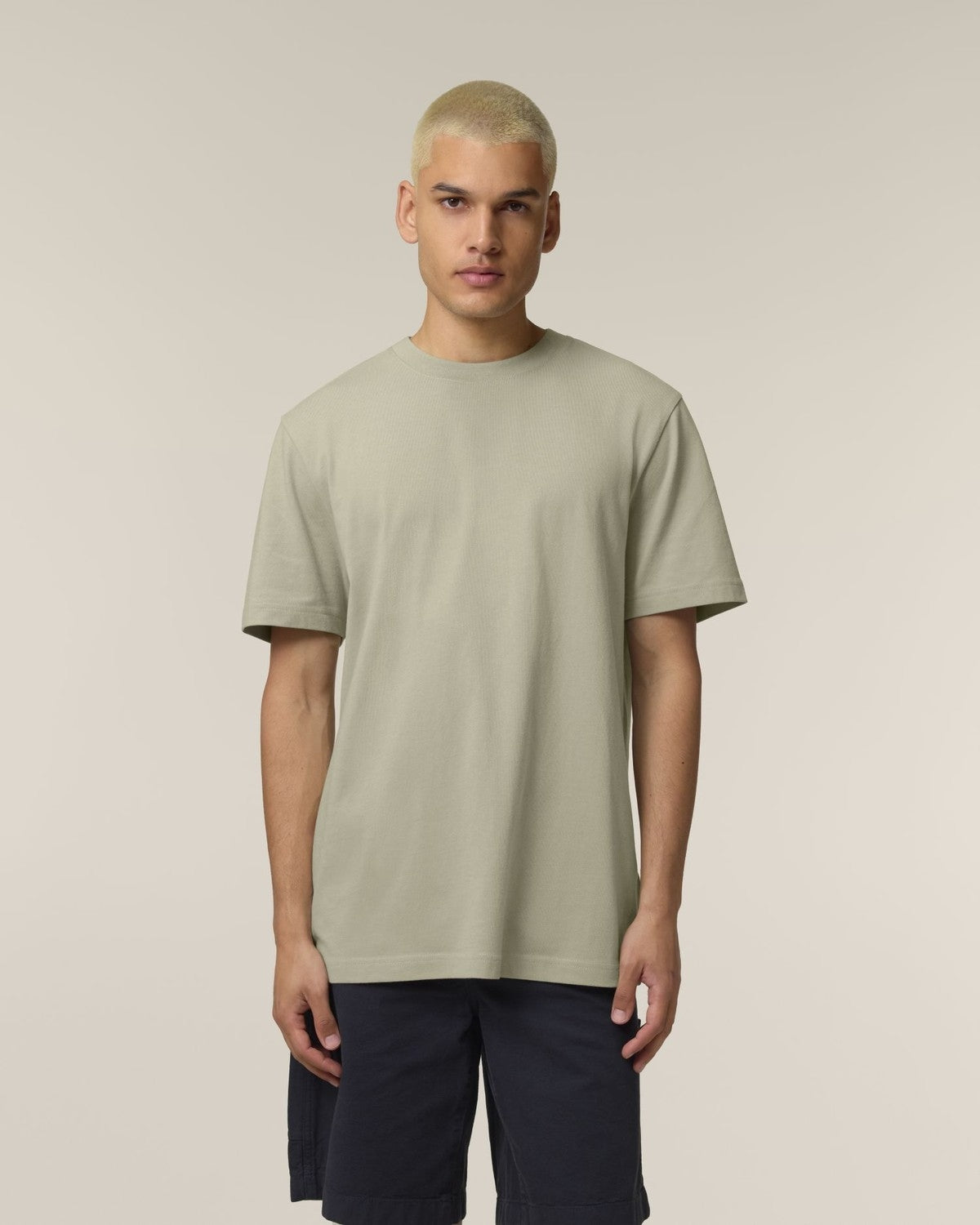 STTU171_C358_Front_Main_Studio_1.jpg