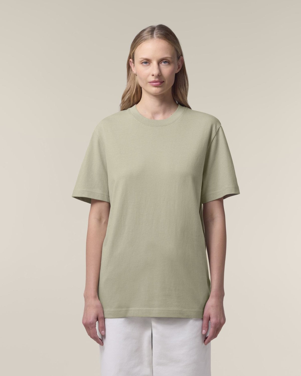STTU171_C358_Front_Main_Studio_6.jpg