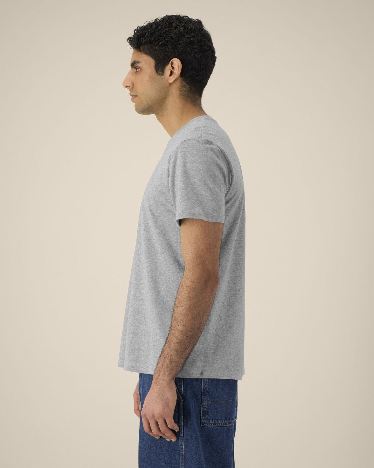 STTU758_C250_Front_Main_Studio_3.jpg
