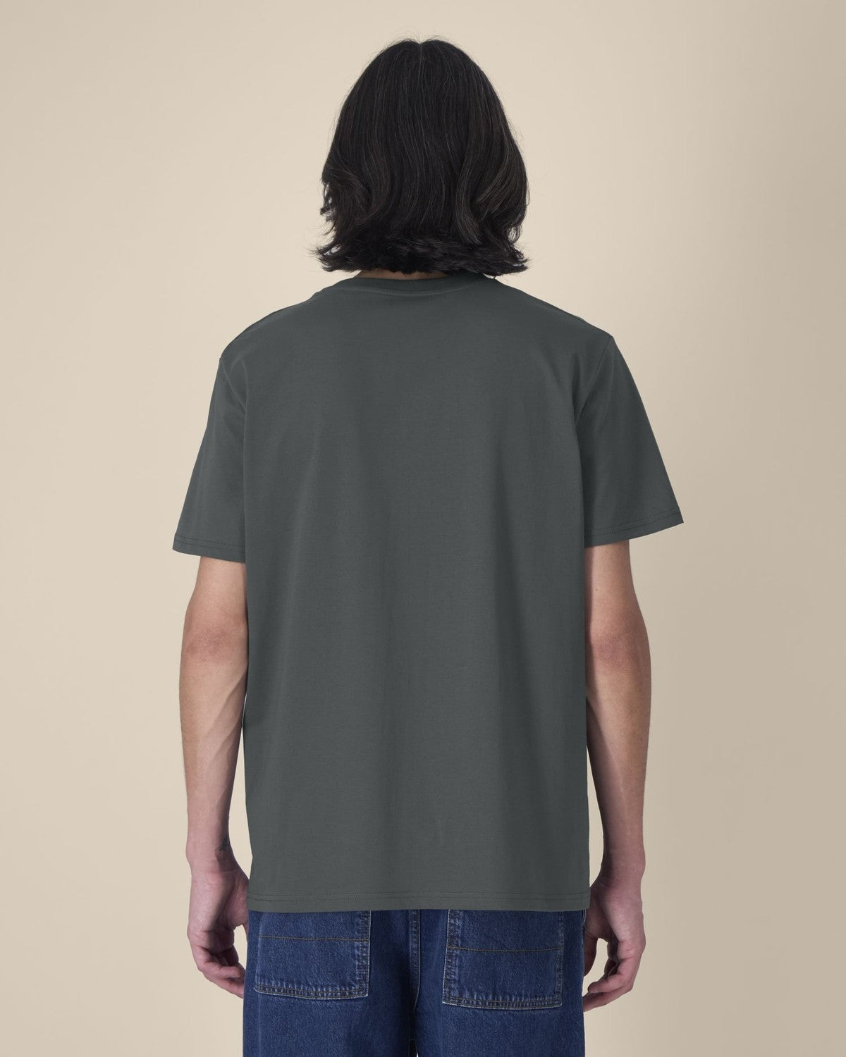 STTU758_C253_Back_Main_Studio_0.jpg