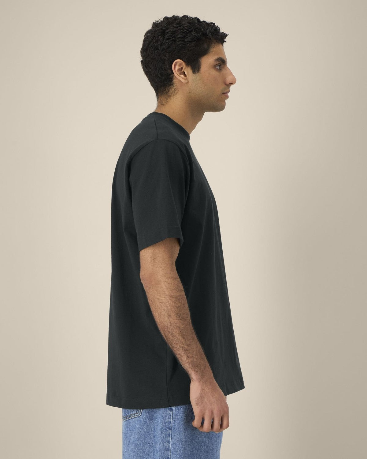 STTU788_C002_Front_Main_Studio_4.jpg