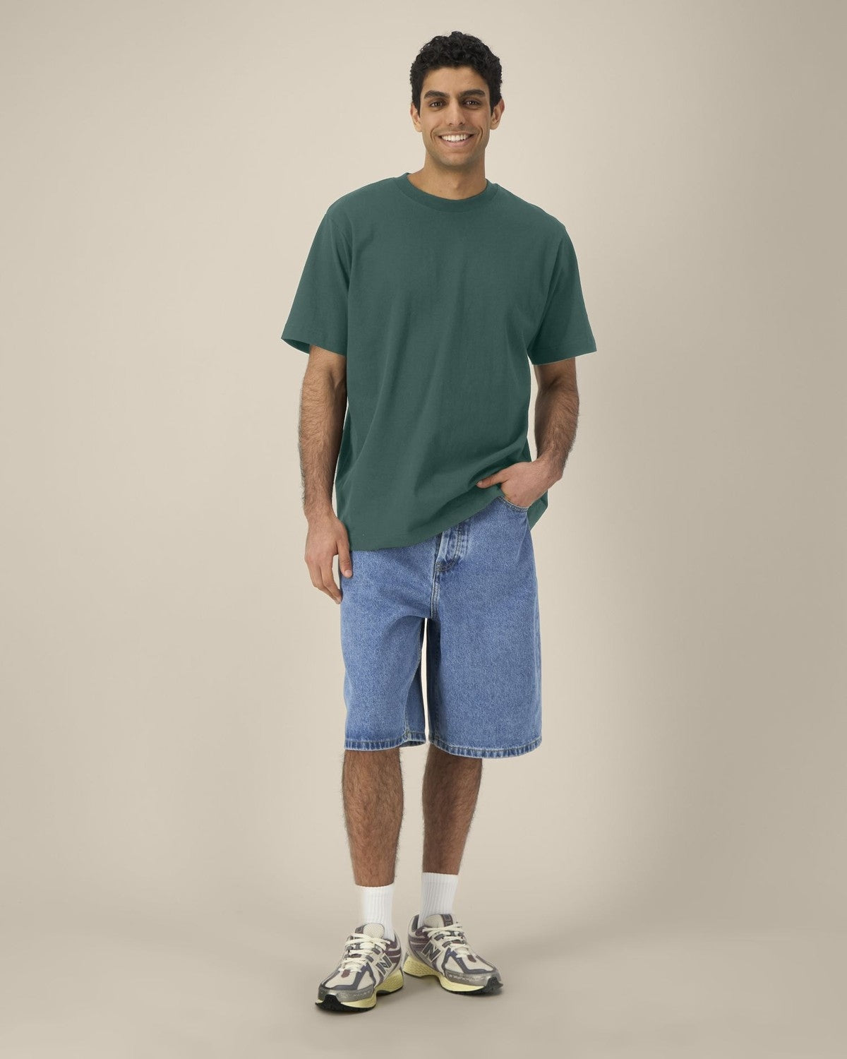 STTU788_C036_Front_Main_Studio_0.jpg