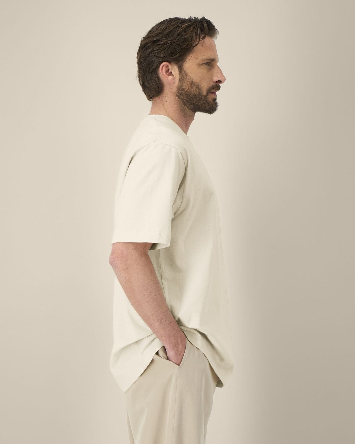 STTU788_C054_Front_Main_Studio_4.jpg