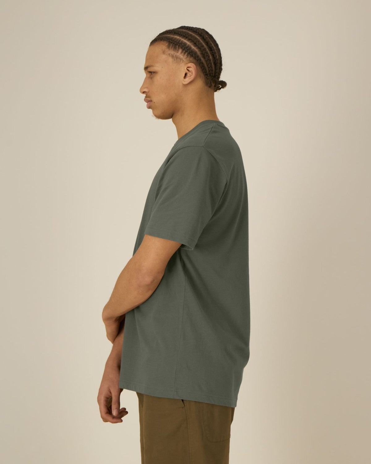 STTU788_C223_Front_Main_Studio_3.jpg